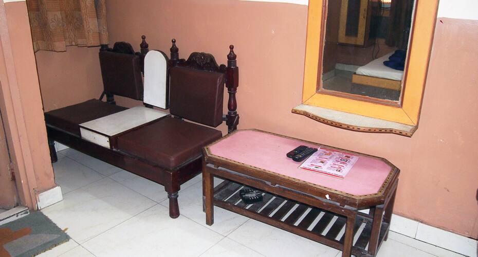 Hotel Ashoka Castle Deluxe, New Delhi 3
